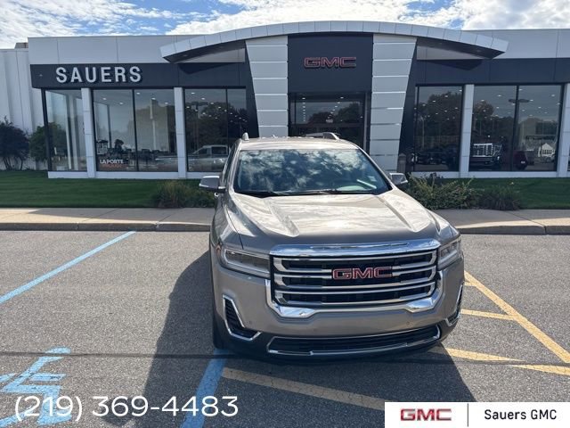 2022 GMC Acadia SLE's photo