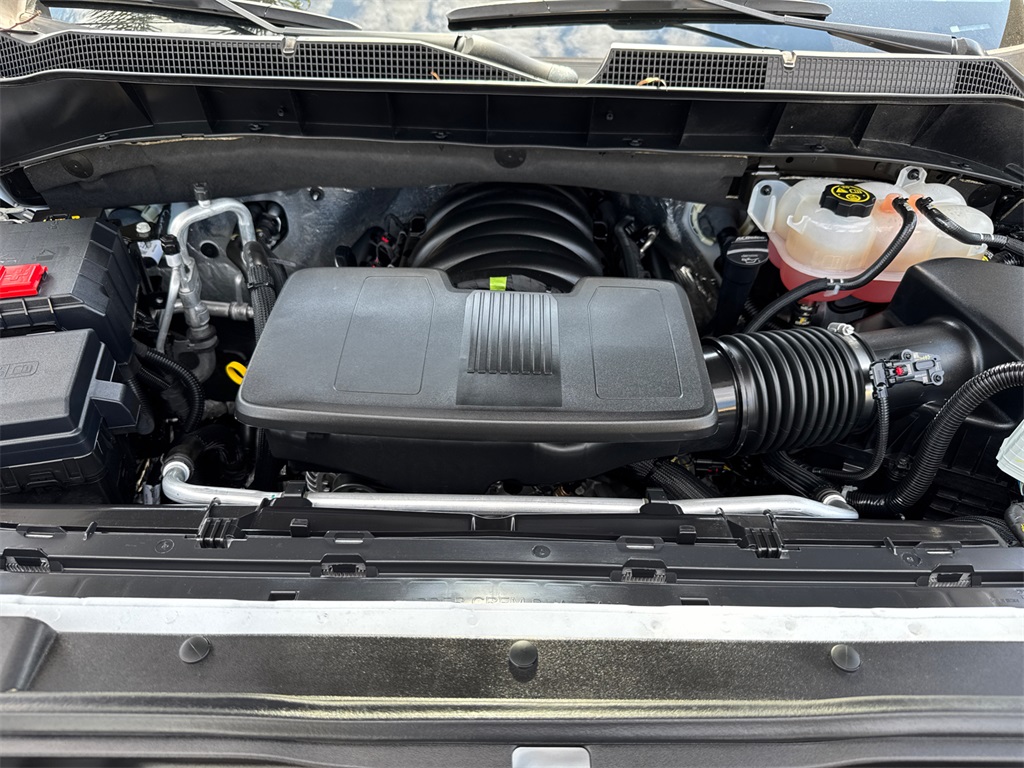 2023 Chevrolet Silverado 1500 LTZ photo 8