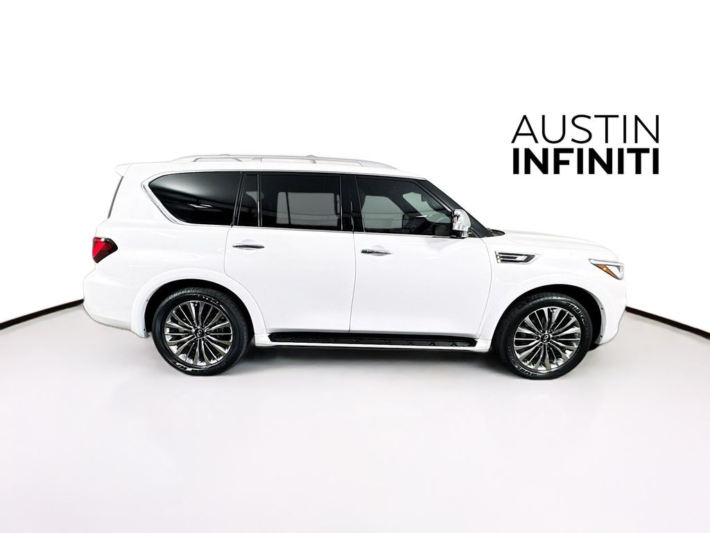 2021 Infiniti QX80 Sensory photo 7
