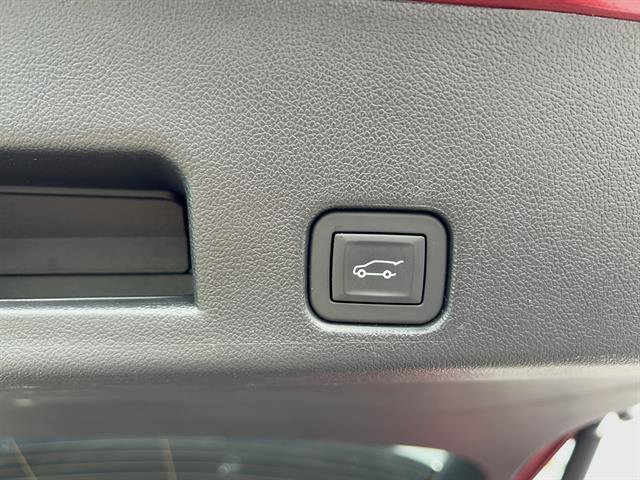 2024 Gmc Acadia AT4 photo 8
