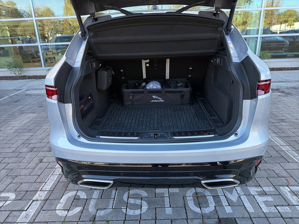 2021 Jaguar F-PACE P340 S photo 4