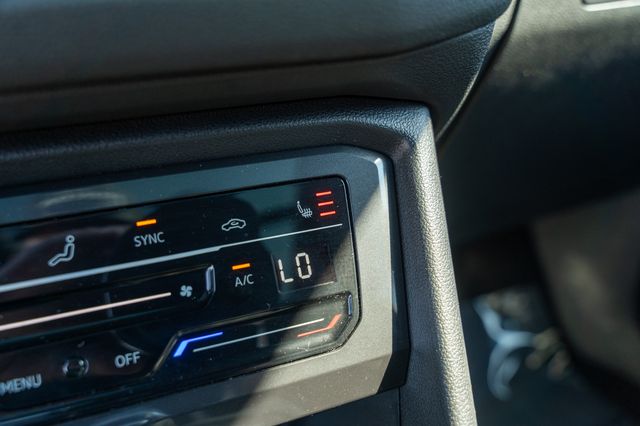 2022 Volkswagen Tiguan SE R-Line Black photo 30