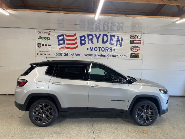 2026 Jeep Compass Limited Altitude's photo