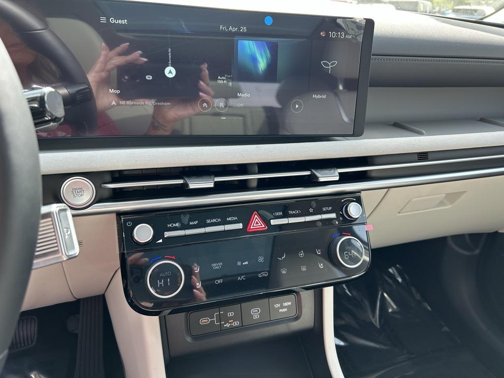 2025 Hyundai Tucson Hybrid Limited photo 17