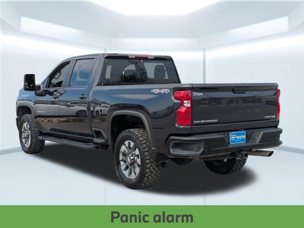 2024 Chevrolet Silverado 2500HD Custom photo 3