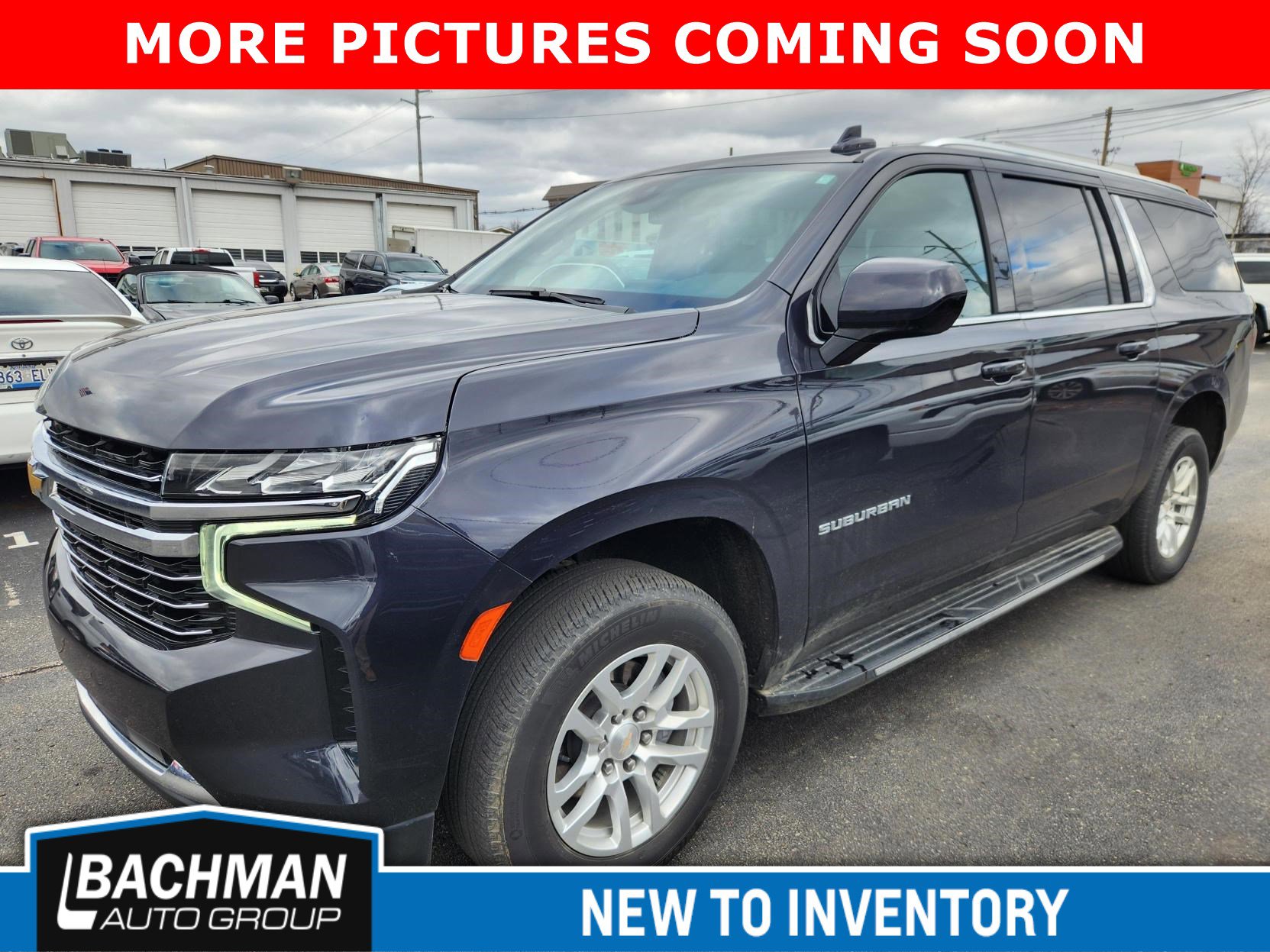 2023 Chevrolet Suburban LT's photo