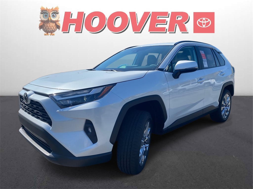 2025 Toyota RAV4 XLE Premium photo 4