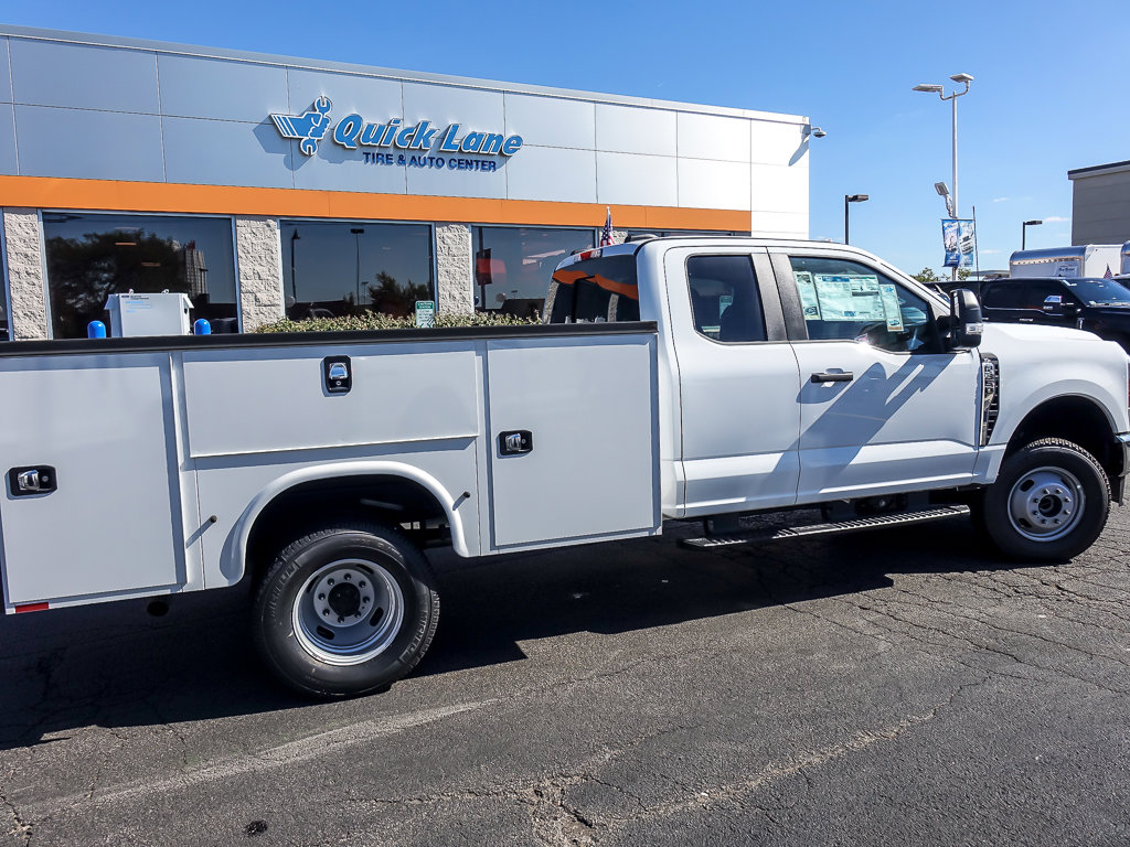 2025 FORD F-350 - Image 14