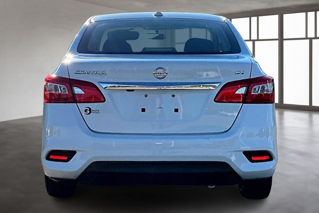 2018 Nissan Sentra SV photo 2