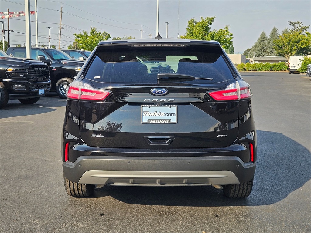 2024 Ford Edge SEL photo 4