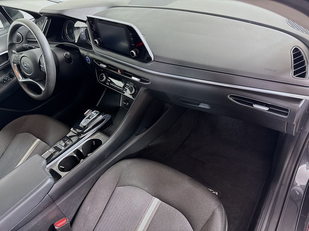 2020 Hyundai Sonata SEL photo 25