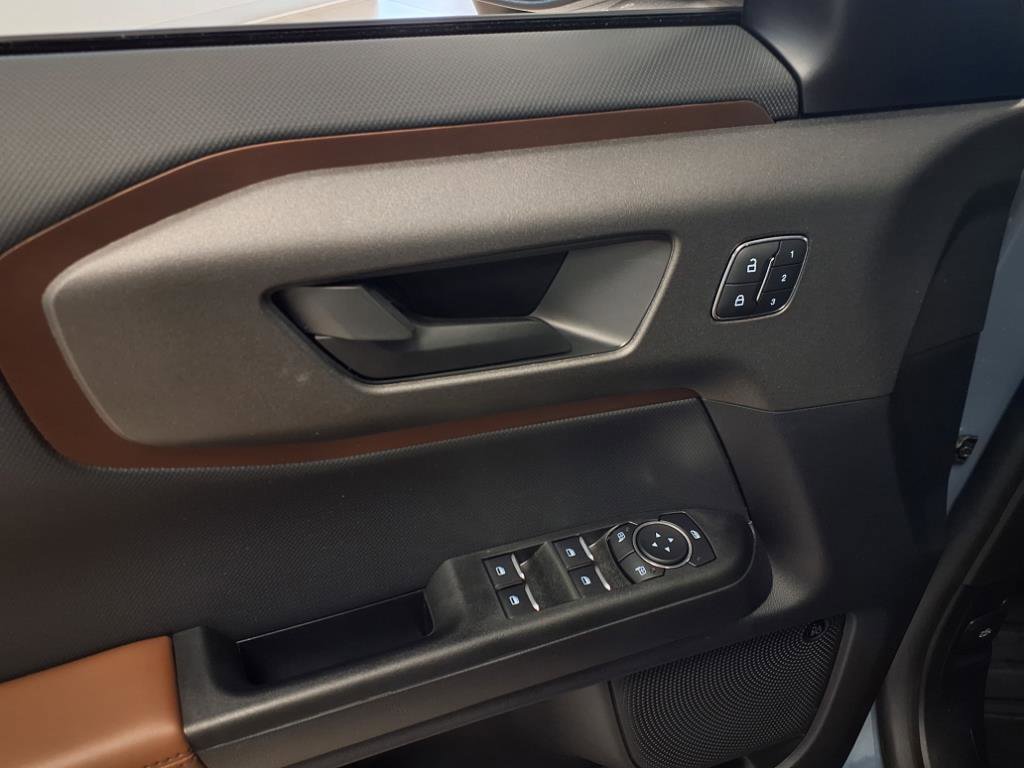 2025 Ford Bronco Sport Outer Banks photo 11