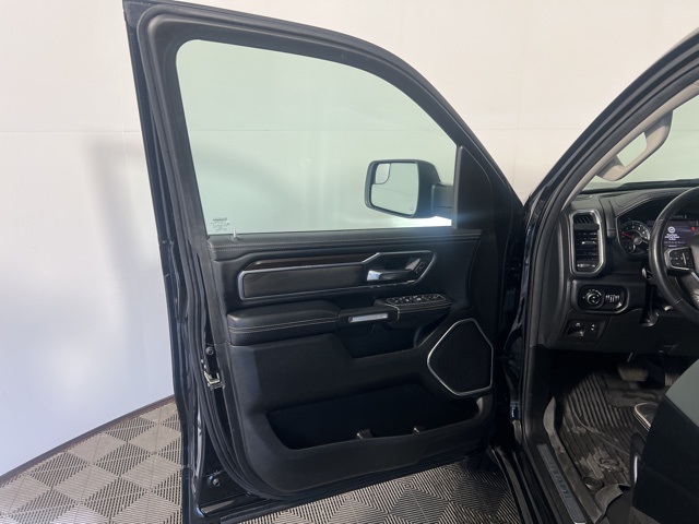 2022 Ram 1500 Laramie photo 9