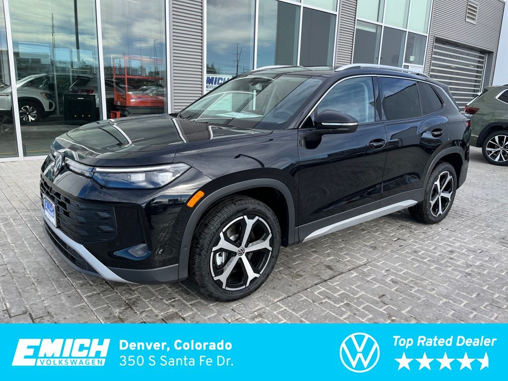 2026 Volkswagen Tiguan SE's photo