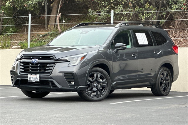 2023 Subaru Ascent Onyx Edition Limited's photo