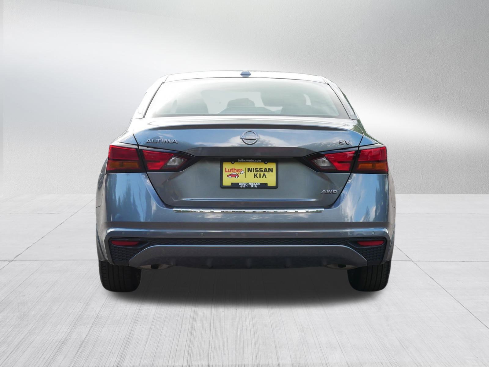 2023 Nissan Altima 2.5 SV photo 6