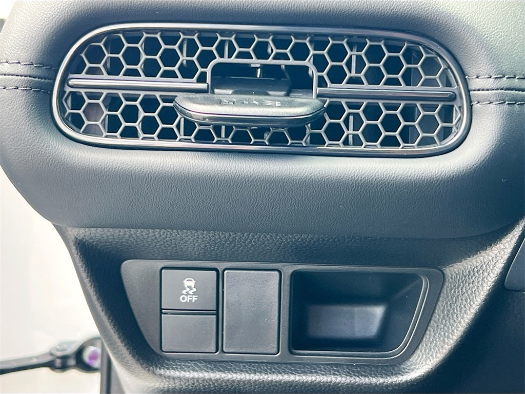 2025 Honda HR-V LX photo 15