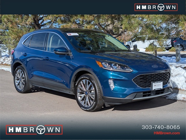 2020 Ford Escape Titanium's photo