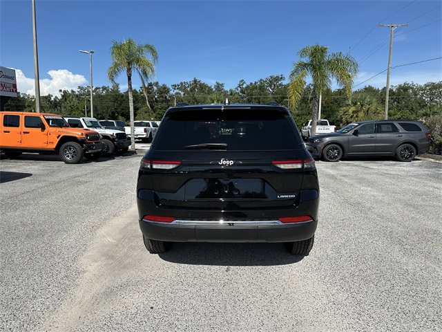 2025 Jeep Grand Cherokee Laredo X photo 3