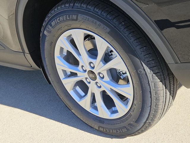 2026 Ford Escape Active photo 4