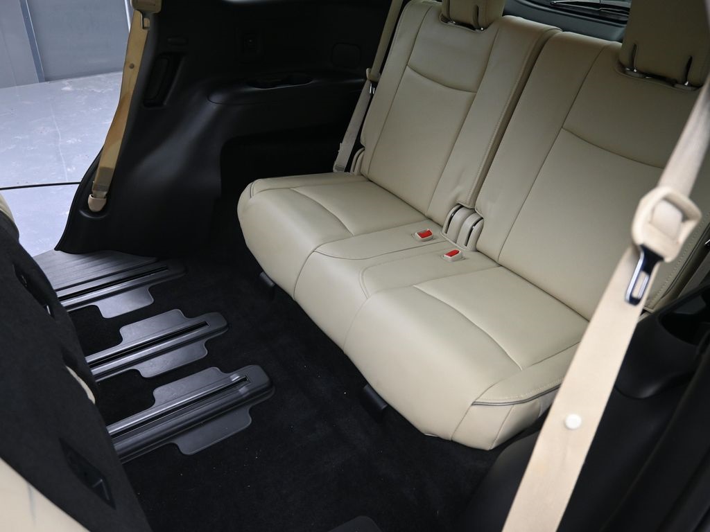 2019 Infiniti QX60 Luxe photo 30