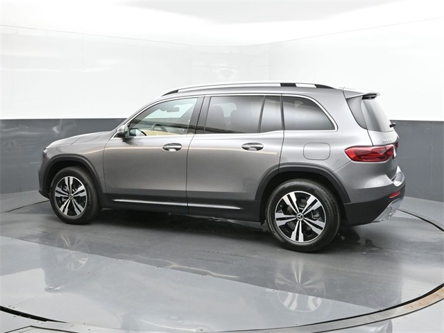 2025 Mercedes Benz GLB 250 photo 4