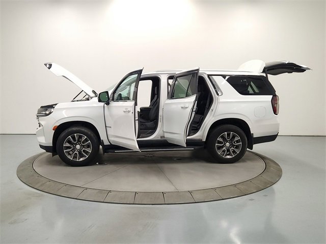 2023 Chevrolet Tahoe LT photo 12