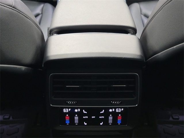 2023 Audi Q7 55 Prestige photo 30