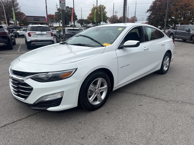 2023 Chevrolet Malibu 1LT photo 4