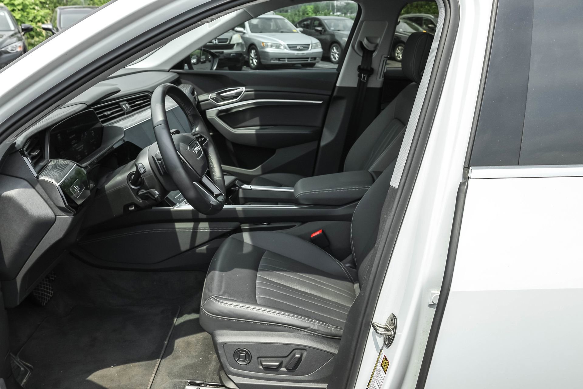 2022 Audi e-tron Sportback S line Premium Plus photo 4