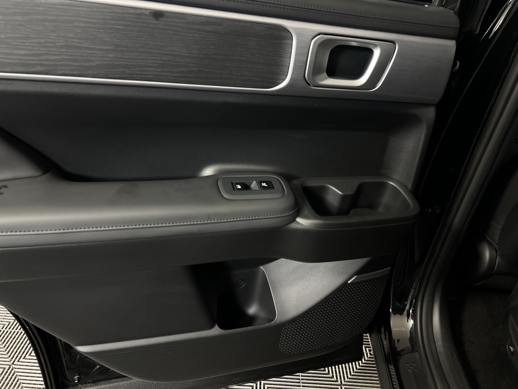 2025 Hyundai Santa Fe photo 24