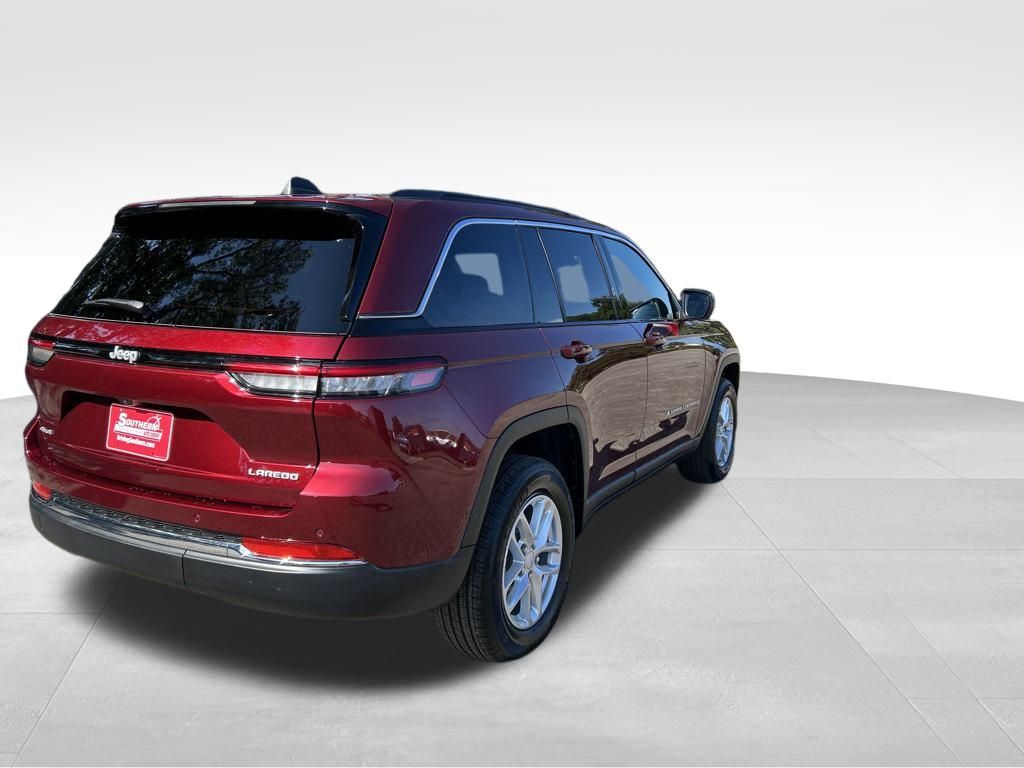 2025 Jeep Grand Cherokee Laredo X photo 6