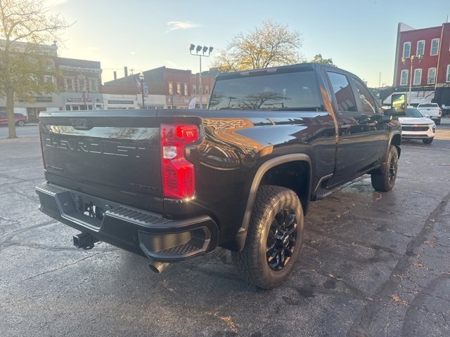 2026 Chevrolet Silverado 2500HD Custom photo 3