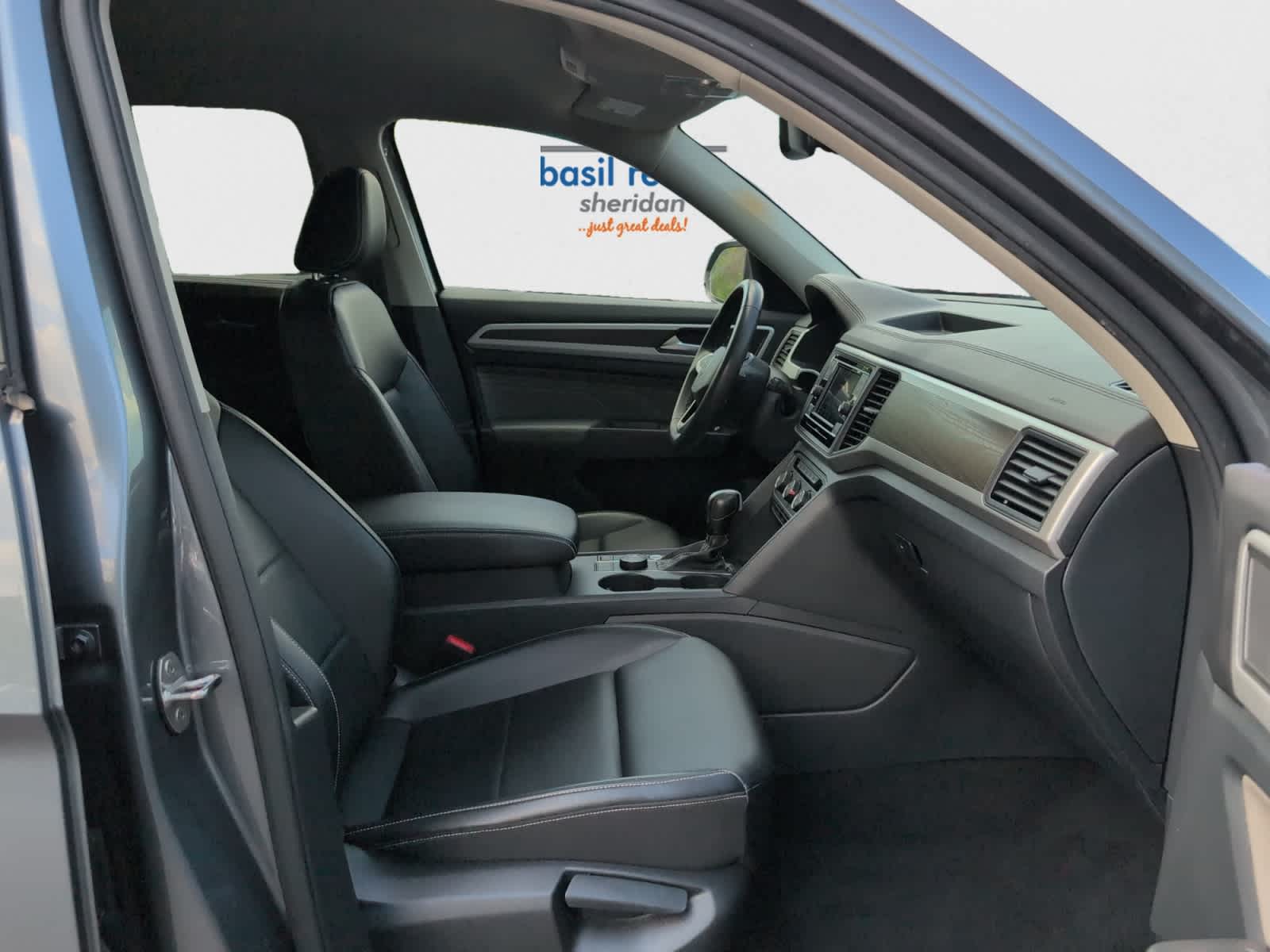 2022 Volkswagen Atlas SE photo 17