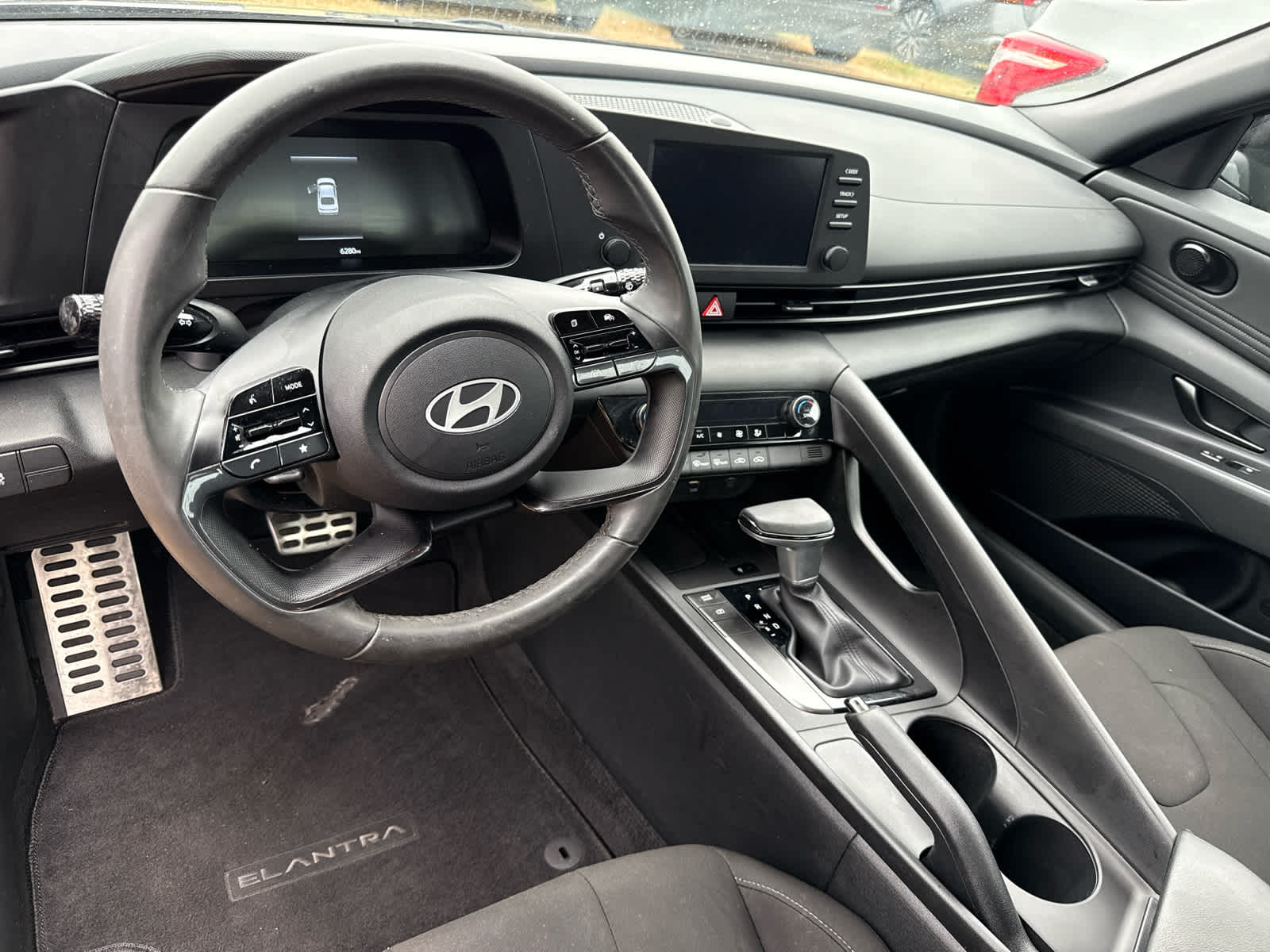 2025 Hyundai Elantra SEL Sport photo 14