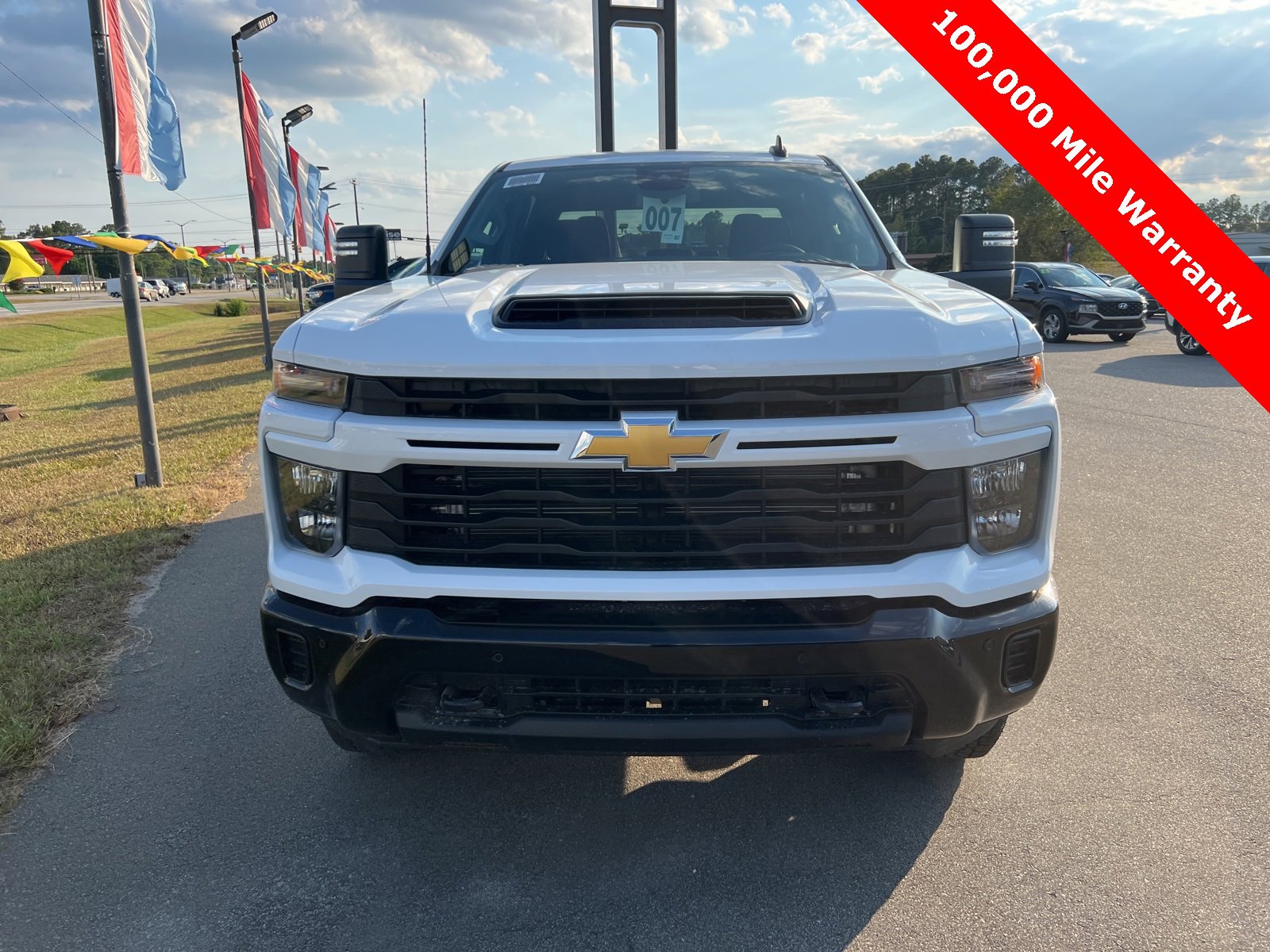 2026 Chevrolet Silverado 2500HD Custom photo 8