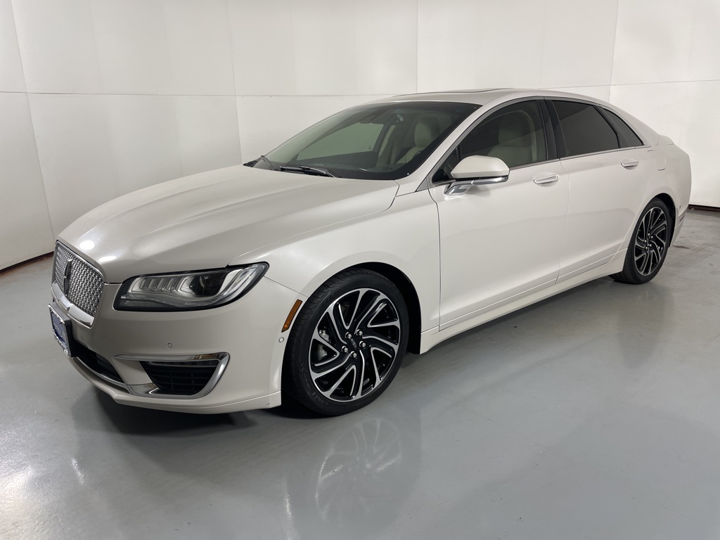 2020 Lincoln MKZ Hybrid Reserve photo 4