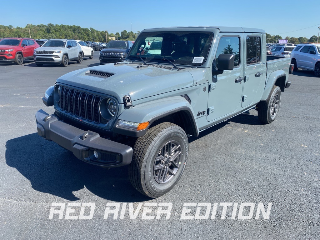 2025 Jeep Gladiator Sport S's photo