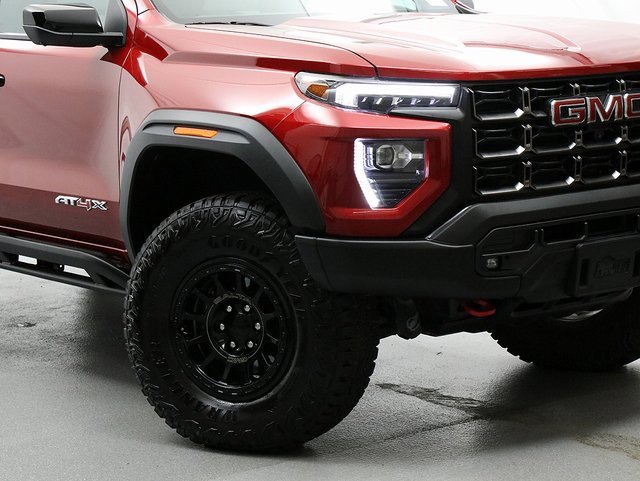2025 Gmc Canyon AT4 photo 3