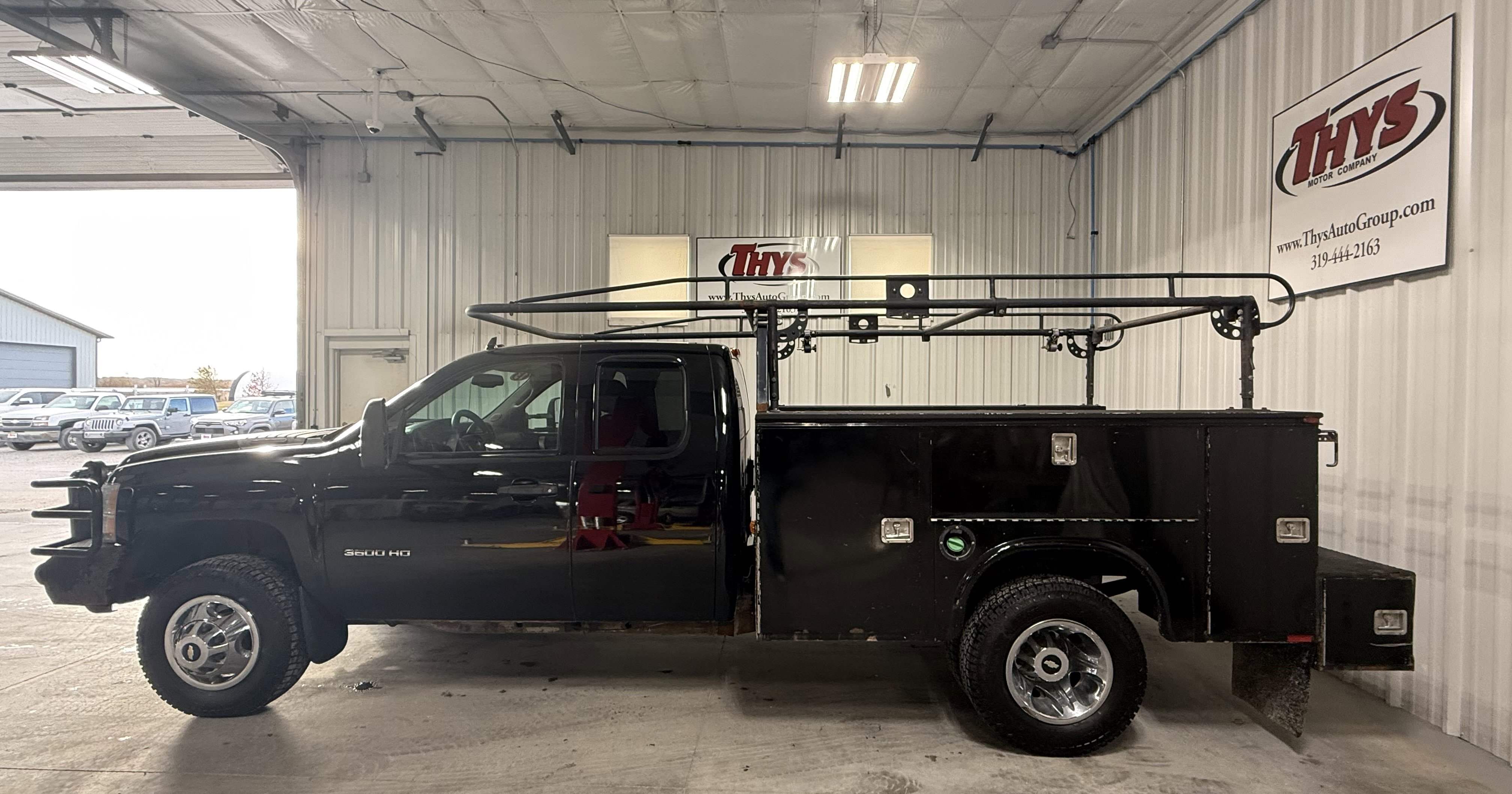 2013 Chevrolet Silverado 3500HD LT photo 3
