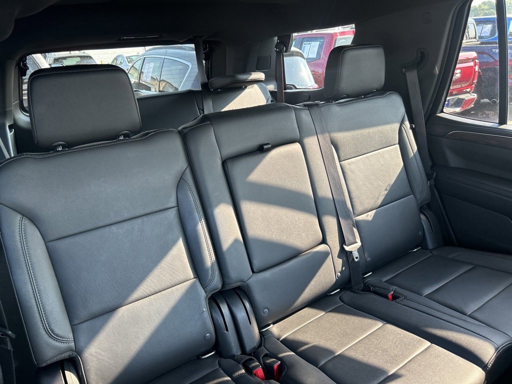 2021 Chevrolet Tahoe LT photo 18