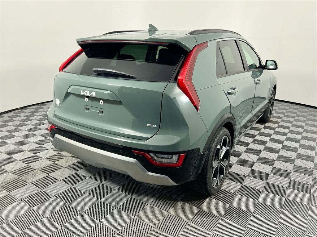 2025 Kia Niro EV Wave photo 2