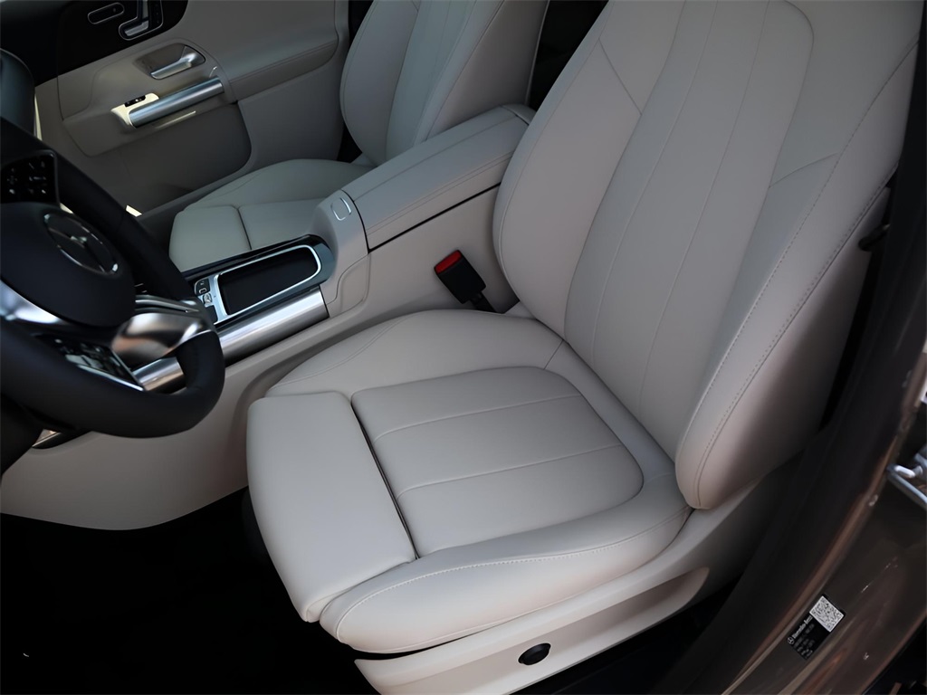 2026 Mercedes Benz GLA 250 4MATIC photo 26