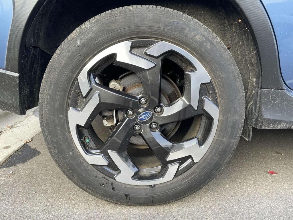 2023 Subaru Crosstrek Limited photo 4