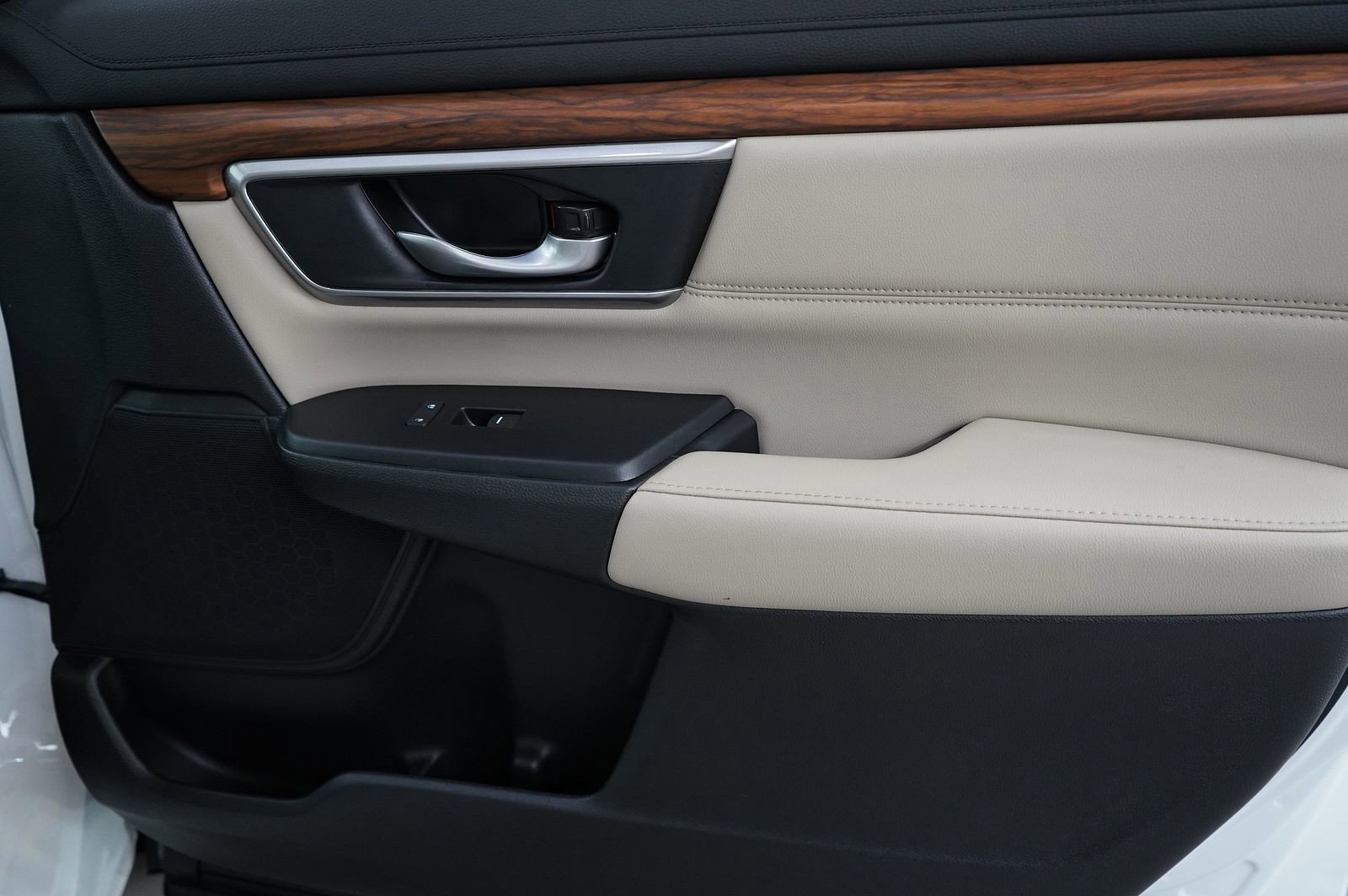 2022 Honda CR-V Hybrid EX-L photo 10