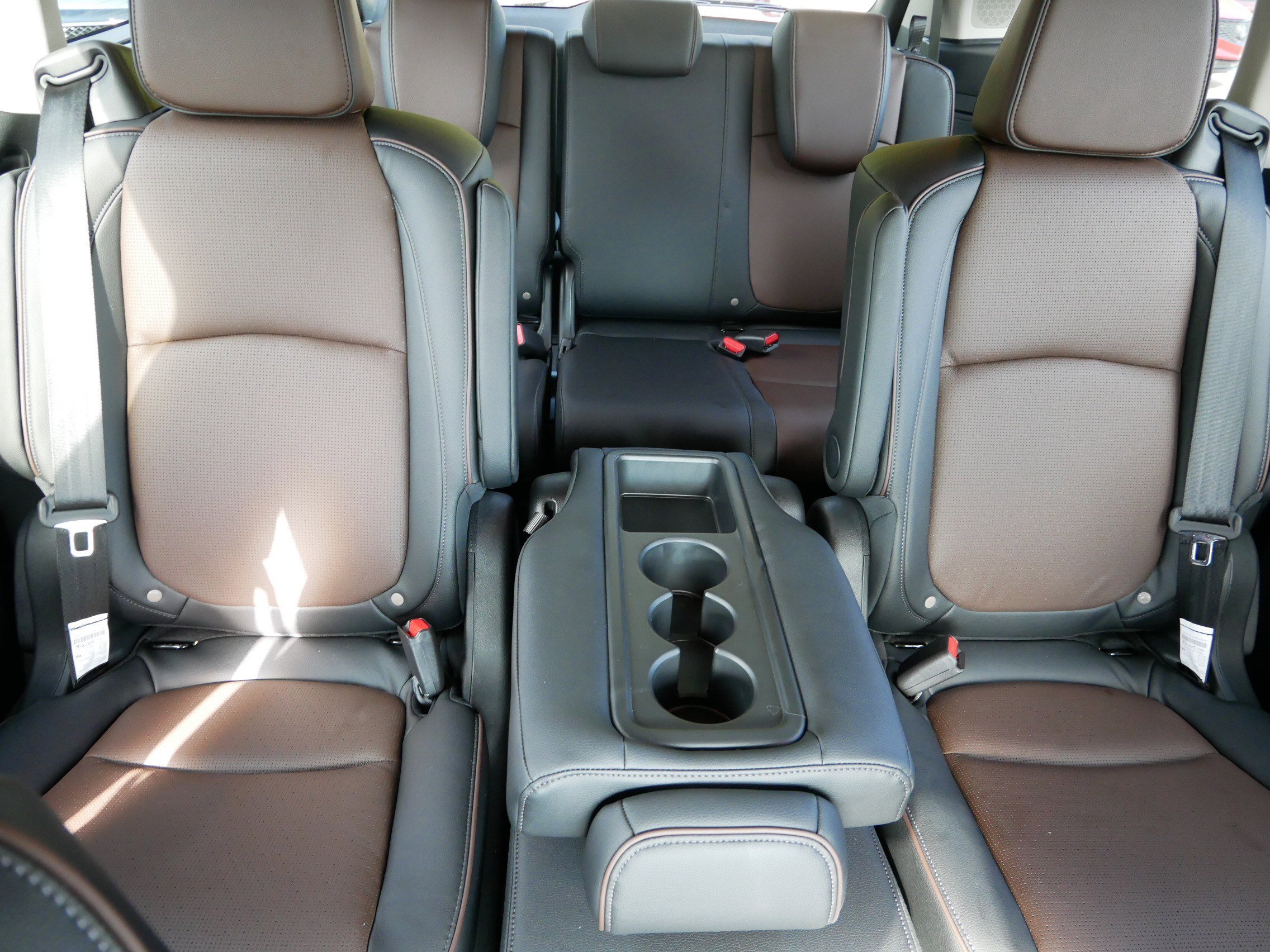 2025 Honda Odyssey Elite photo 15