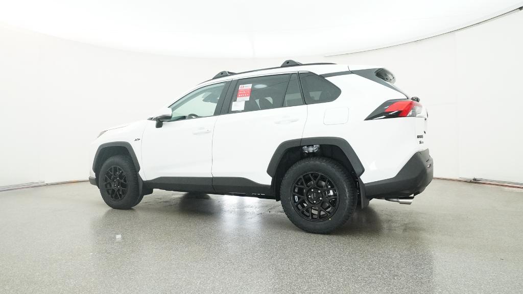 2025 Toyota RAV4 XLE photo 27