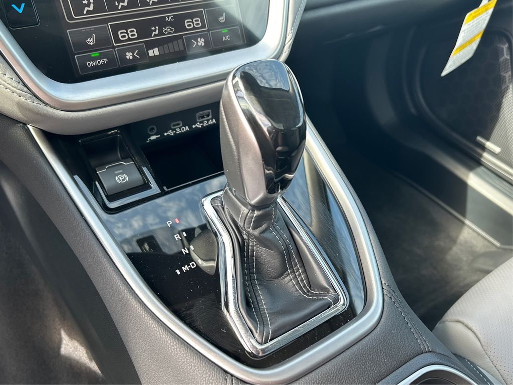2025 Subaru Outback Limited photo 36