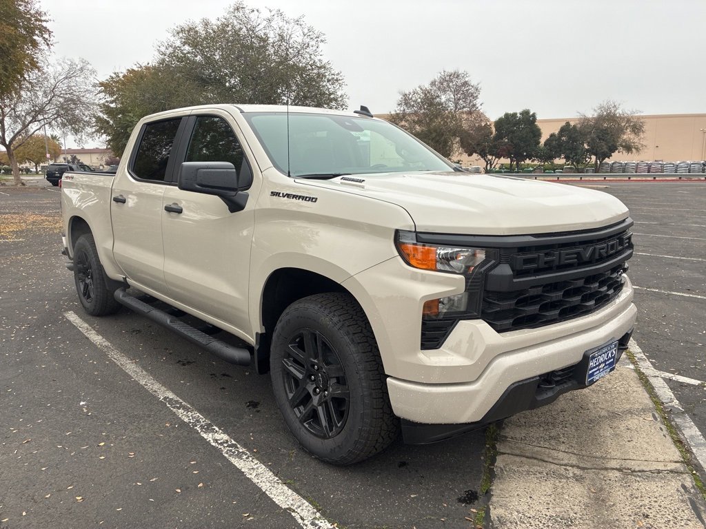 2026 Chevrolet Silverado 1500 Custom's photo