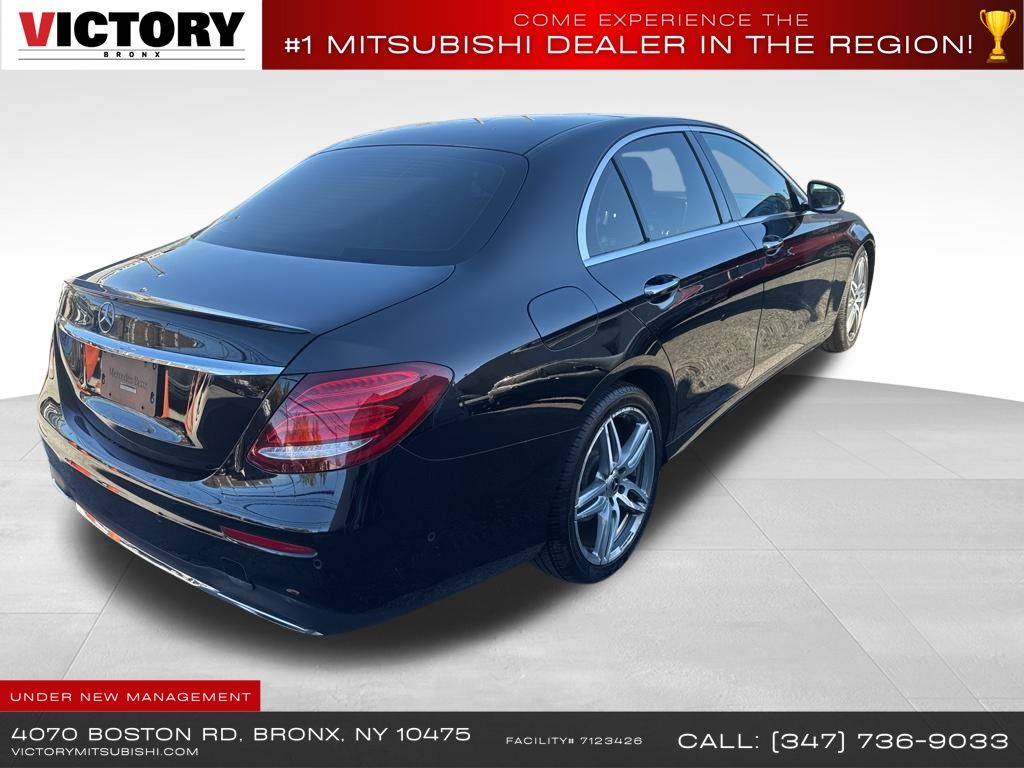 2019 Mercedes Benz E 300 4MATIC photo 4
